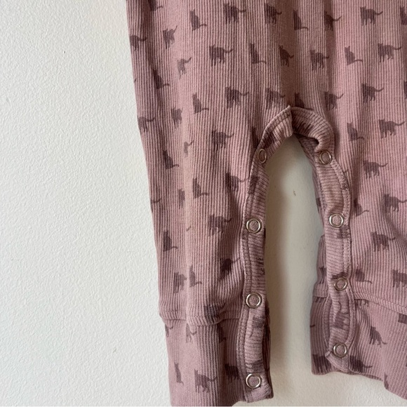Kate Quinn Organic Cotton Baby Romper 6–12M – Mauve Cat Print Long Sleeve Henley - Picture 6 of 8